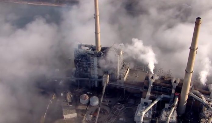 Solar Energy vs Wind Energy Solar Energy vs Wind Energy